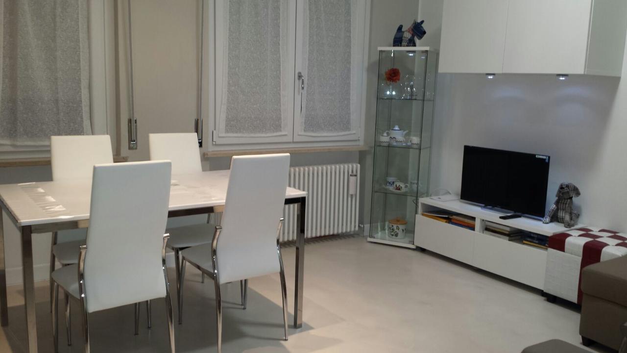 San Colombano al Lambro Bed & Breakfast Sforza 19 מראה חיצוני תמונה