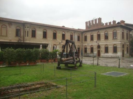 San Colombano al Lambro Bed & Breakfast Sforza 19 מראה חיצוני תמונה