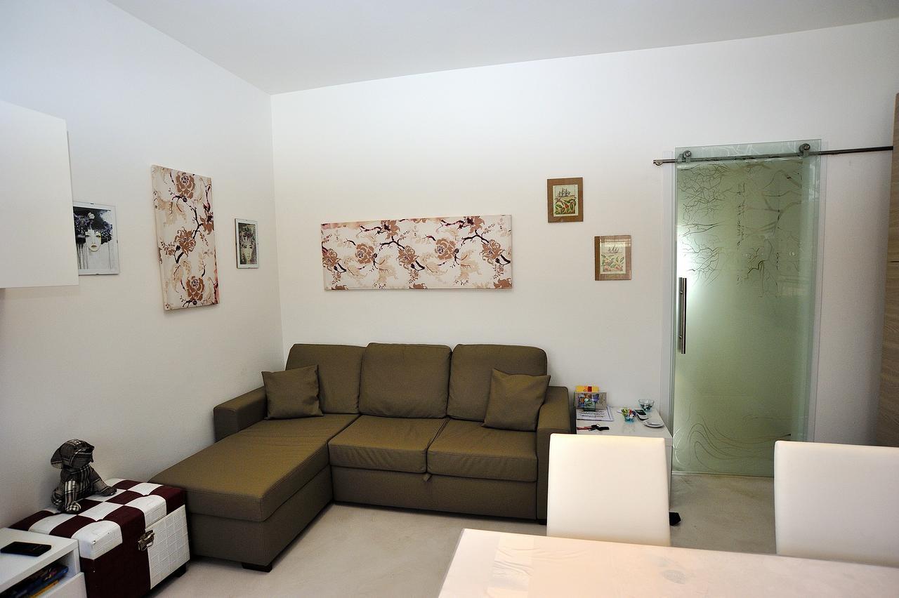 San Colombano al Lambro Bed & Breakfast Sforza 19 מראה חיצוני תמונה